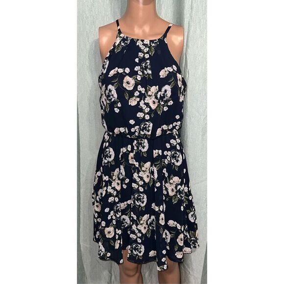 NEW WITH TAGS  beautiful Francesca’s BLUE RAIN Floral Dress size Small - Picture 1 of 4